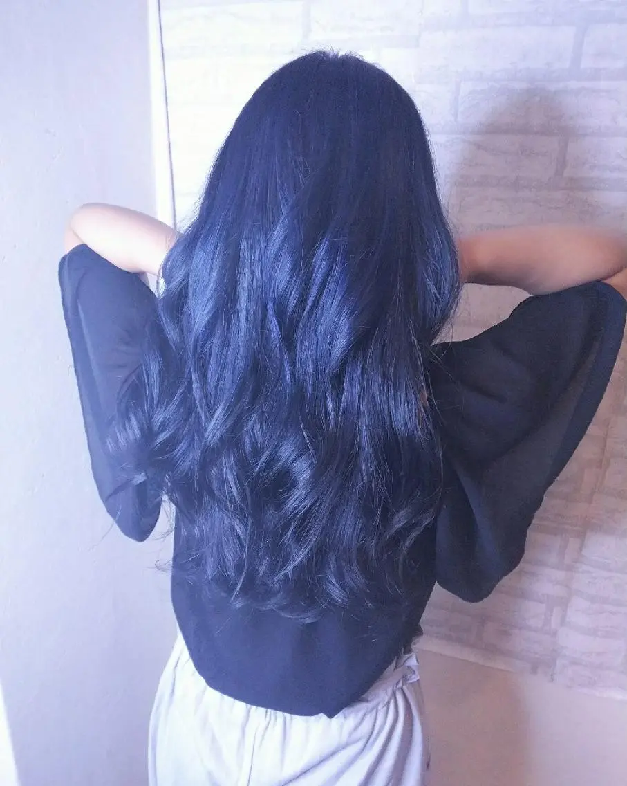 カラー ロング ブルーカラー ネイビーカラー RU RIのヘアスタイル