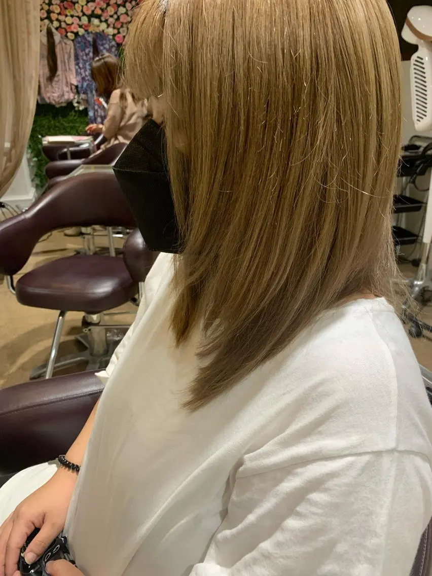 セミロング 永瀬 恵のヘアスタイル