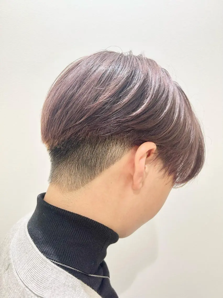 ショート カラー メンズ 透明感カラー ハイトーン/レイヤー 藤田健太郎のヘアスタイル