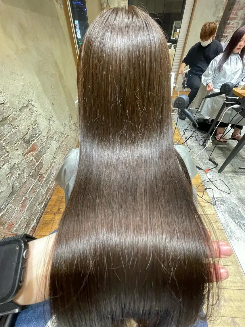 セミロング くびれヘア 髪質改善 縮毛矯正 カット ヘアカラー トリートメント 前髪顔まわりカット 🌈中村海聖のヘアスタイル
