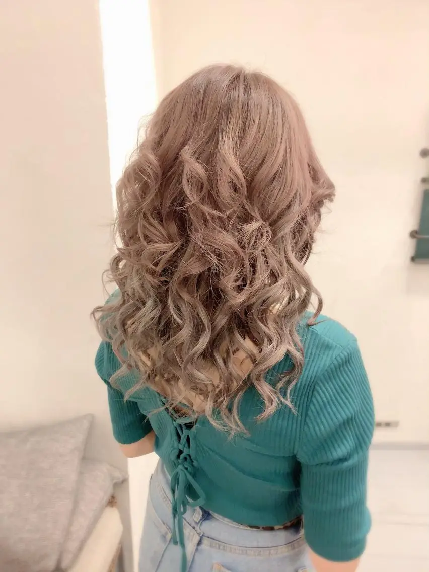 セミロング カラー エクステ カット エクステ 💎JADE GRACE💎のヘアスタイル