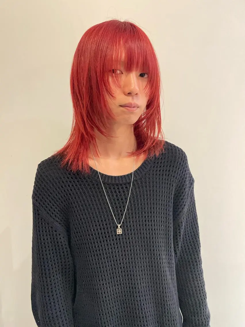 ミディアム カラー レッドカラー シャギー カット ヘアカラー トリートメント ブリーチ🧚 ボブ✍️レイヤーのヘアスタイル