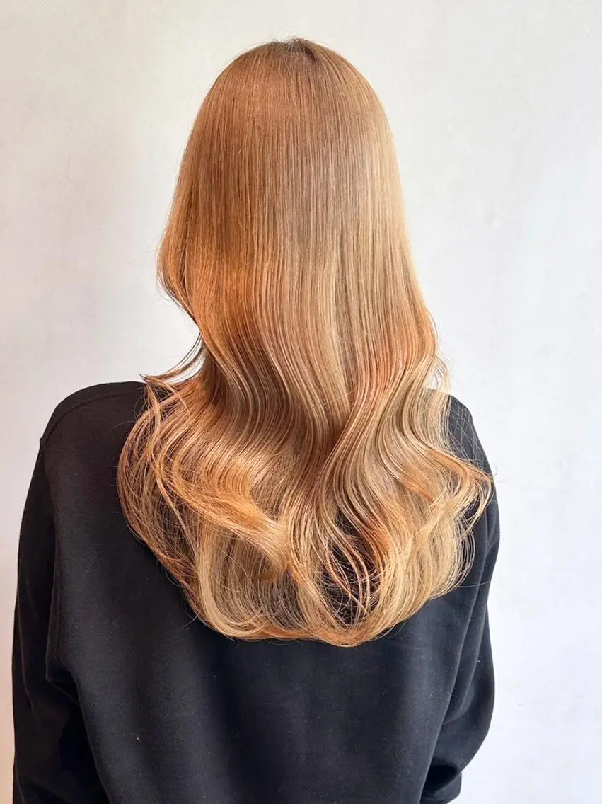 カラー ミディアム ミディアムレイヤー ベージュカラー レイヤーカット カット ヘアカラー トリートメント ITbyALBUM 松戸のヘアスタイル