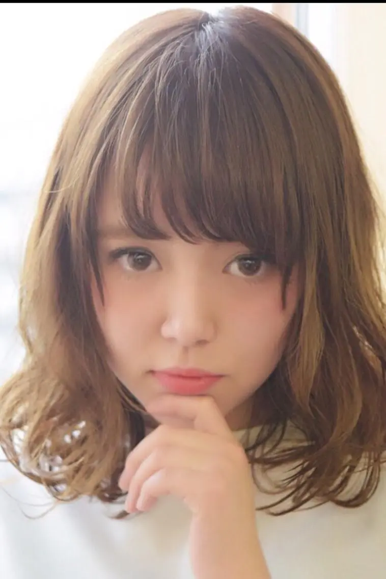 セミロング セミロングパーマ アッシュ ボブ 顔まわりレイヤー レイヤーカット 【公式】amble luxe池袋東口🩷のヘアスタイル