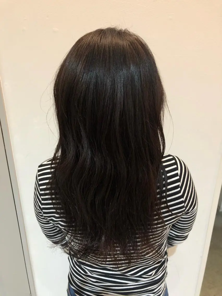 ロング カラー 比嘉 千咲のヘアスタイル