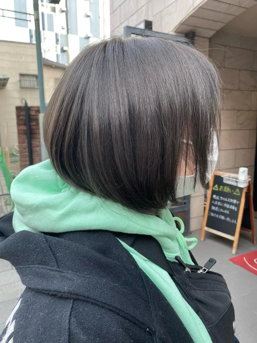 ショート カラー 透明感カラー グレージュ ヘアカラー トリートメント 特殊カラー特化 ✂️SHIAN フジのヘアスタイル