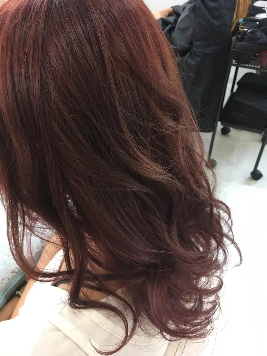 ミディアム セミロング カラー 髪質改善 中川 翔のヘアスタイル