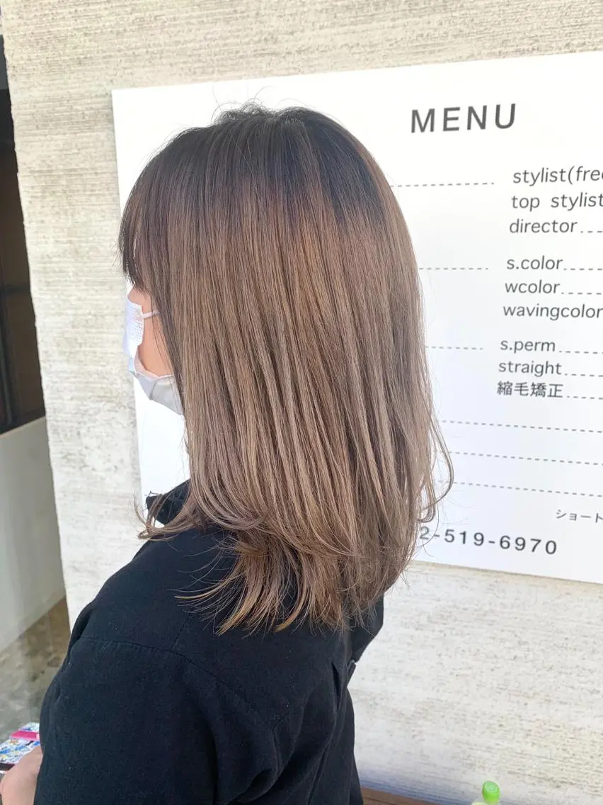 ミディアム 斉藤大河 カラー/縮毛矯正のヘアスタイル