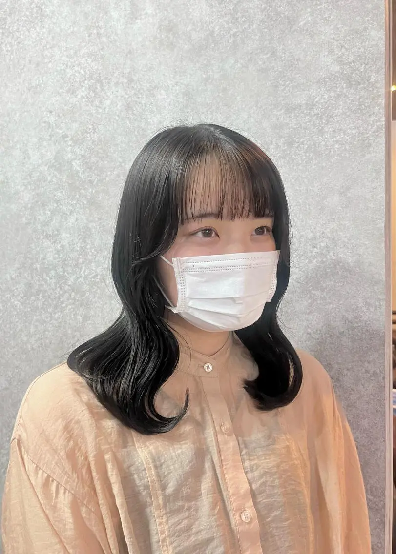 セミロング カラー オリーブグレー 村田梨乃/ minim hairのヘアスタイル
