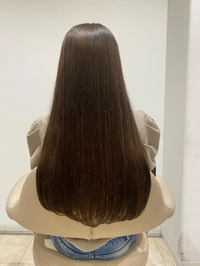 ロング 髪質改善 トリートメント カット 縮毛矯正 トリートメント タナカ レイヤのヘアスタイル