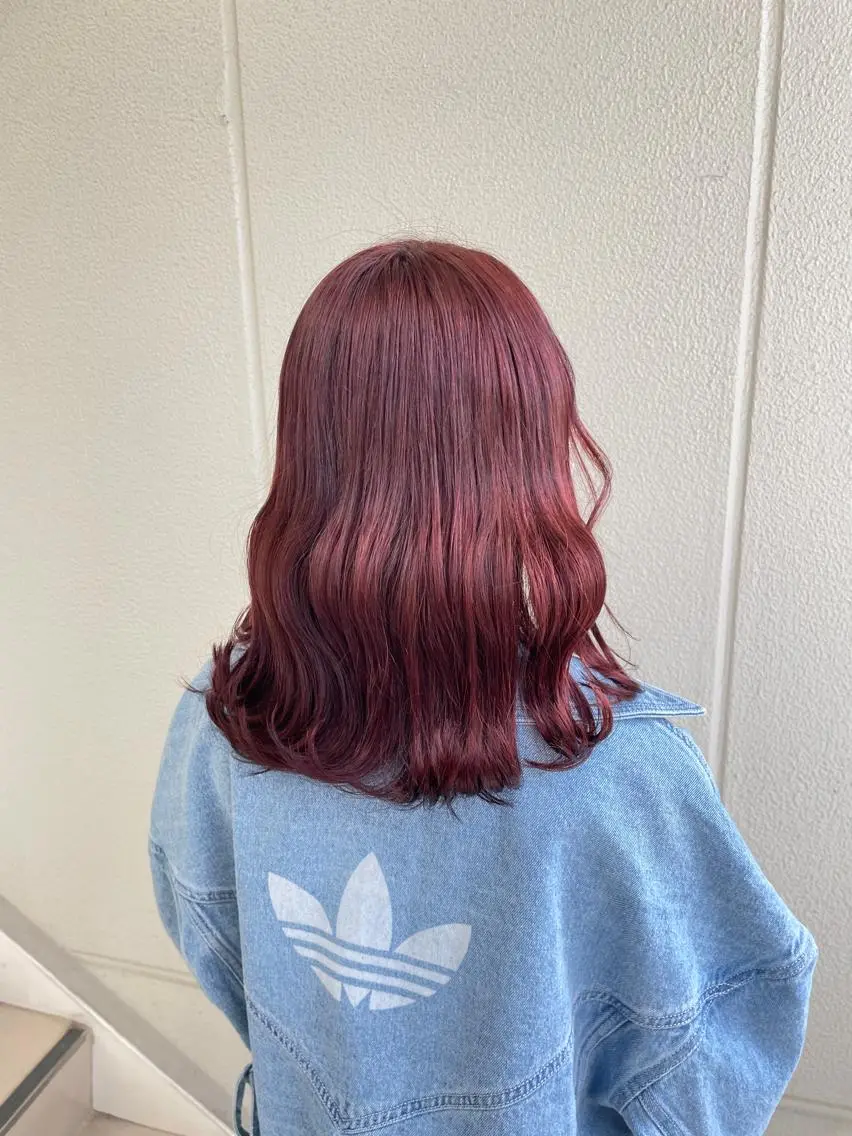 セミロング カラー ヘアアレンジ ピンクカラー ローズカラー カット トリートメント ヘッドスパ ヘアセット 艶カラー✨縮毛矯正✨ 翁長孝輔のヘアスタイル