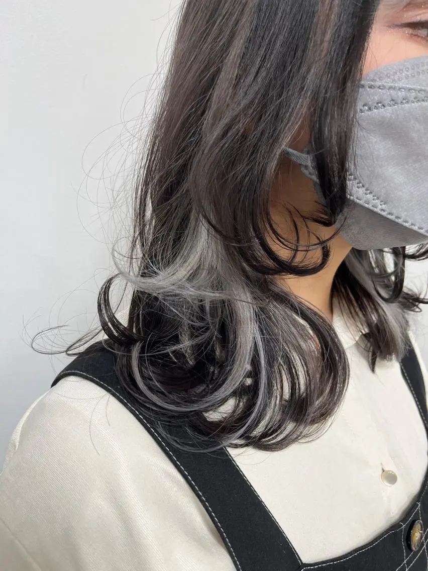 ミディアム ヘアカラー Lino by hoNuaのヘアスタイル