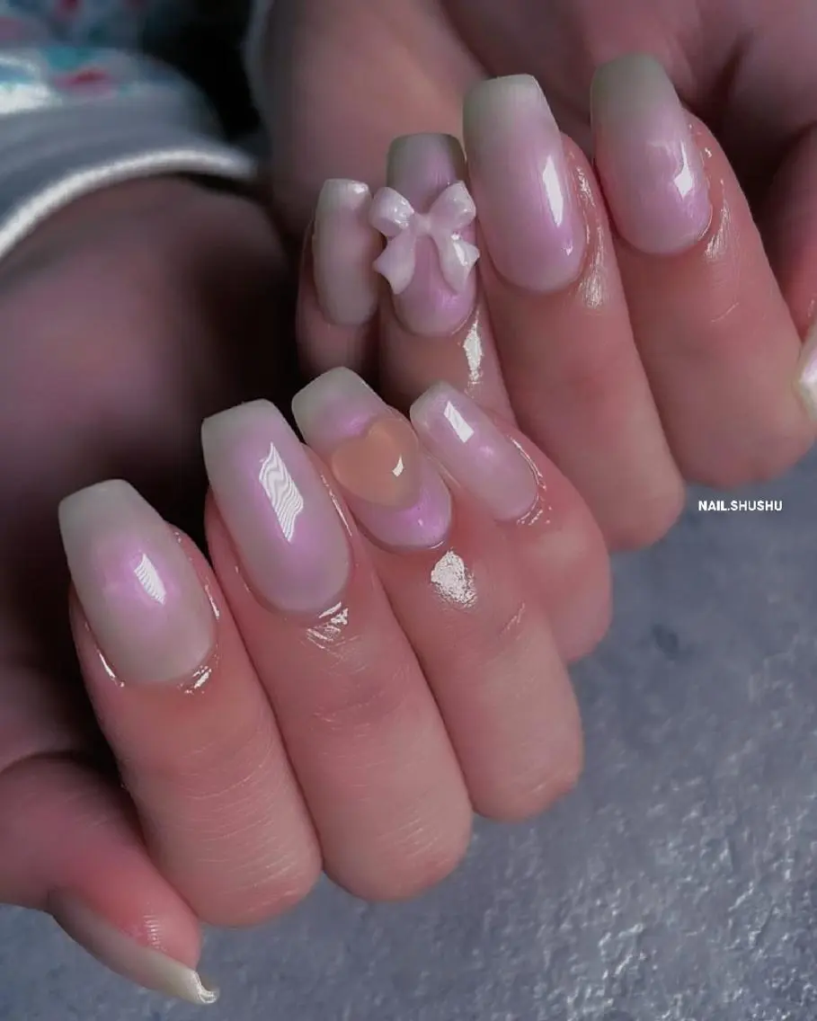 ネイル 持ち込み ニュアンスネイル シンプルネイル 冬ネイル 3dパーツ/流行り 👧shushu❤️のネイルデザイン
