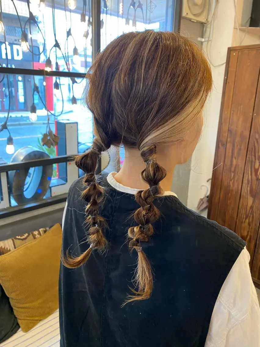 カラー ベージュカラー ブリーチ インナーカラー ホワイトベージュ slow✂︎ 矢野芹奈のヘアスタイル