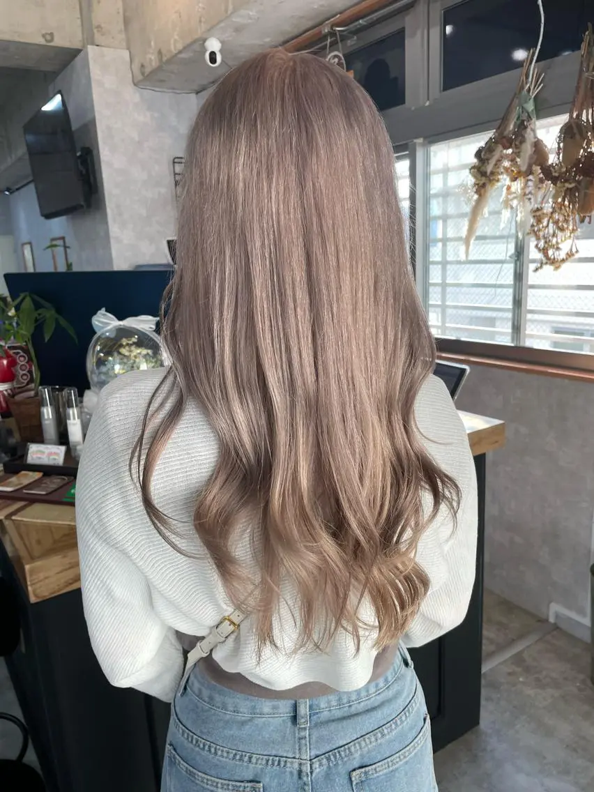 ロング andKおもろまち店 艶ダブルカラー✨のヘアスタイル