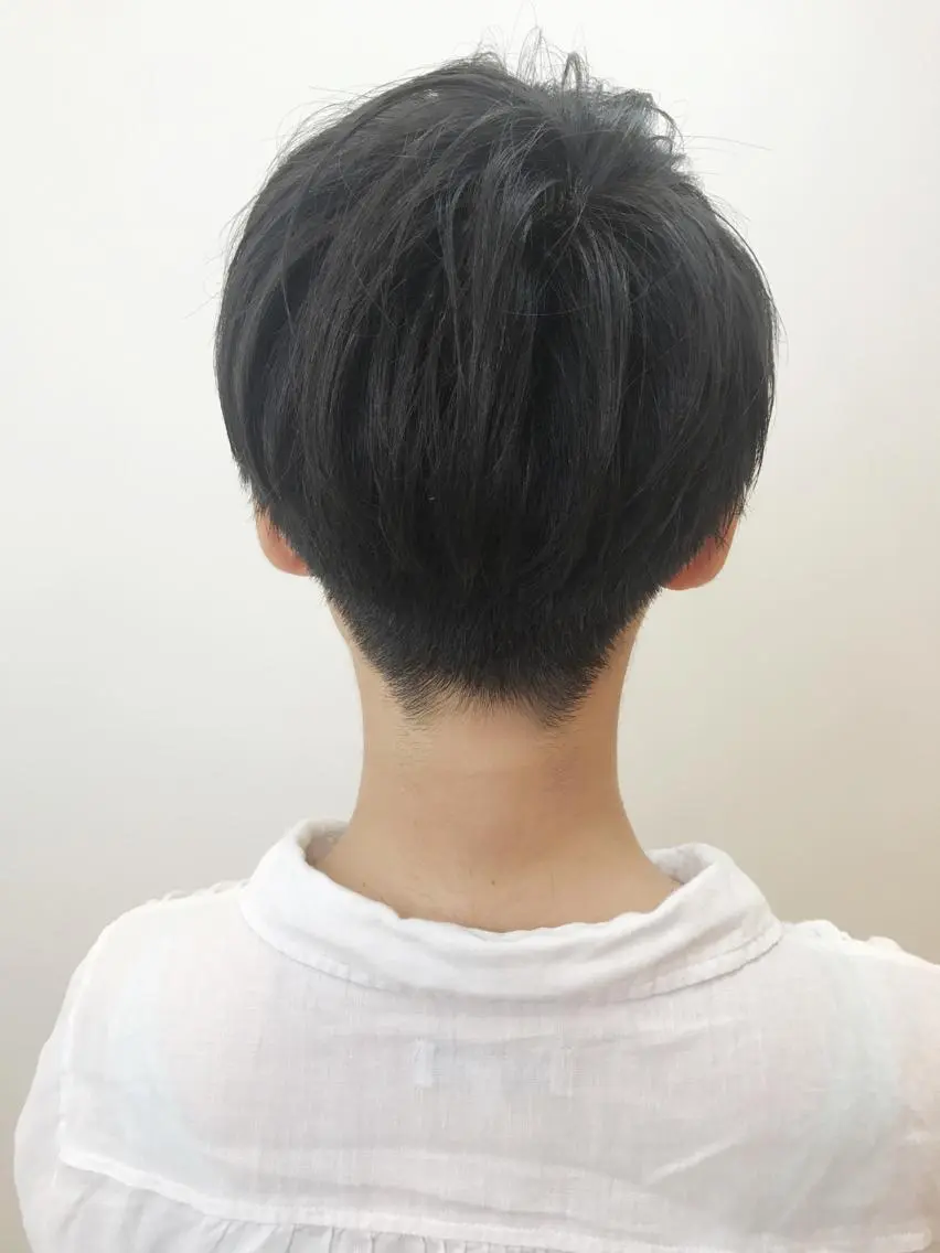 ショート 湯浅 了一のヘアスタイル