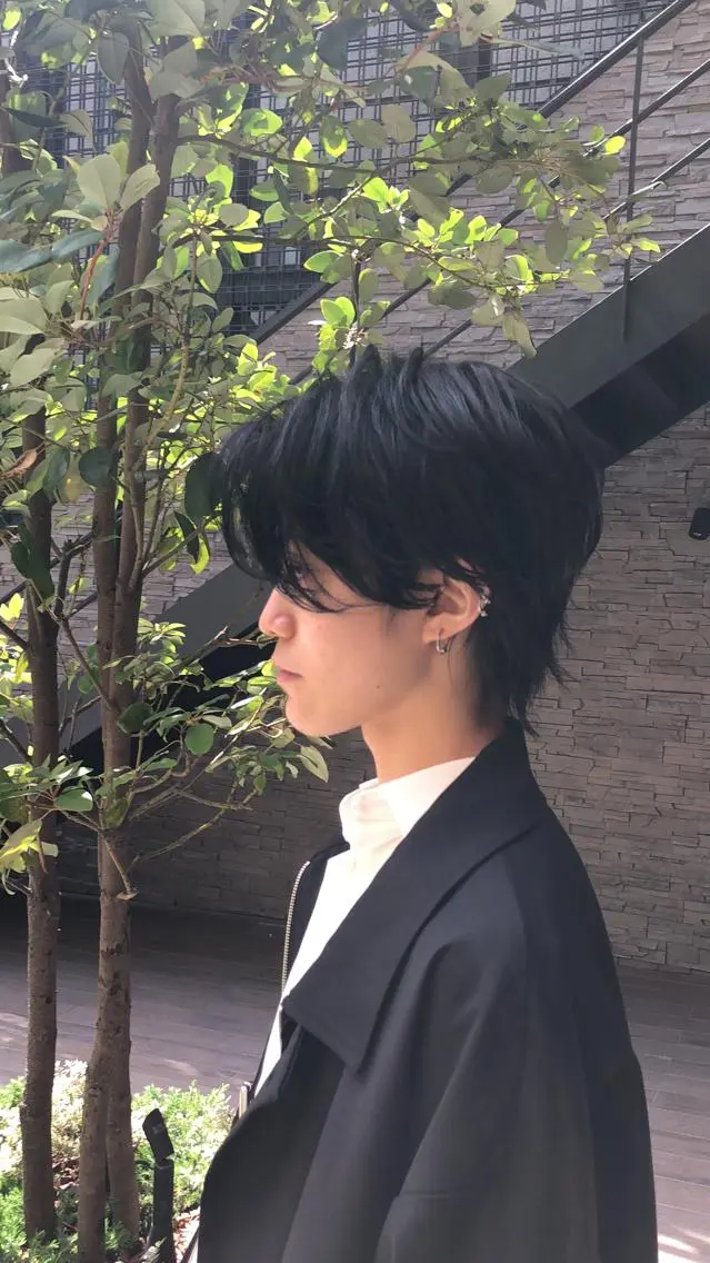 ミディアム カラー メンズ 黒髪 透明感カラー GIEN 末吉 海斗のヘアスタイル