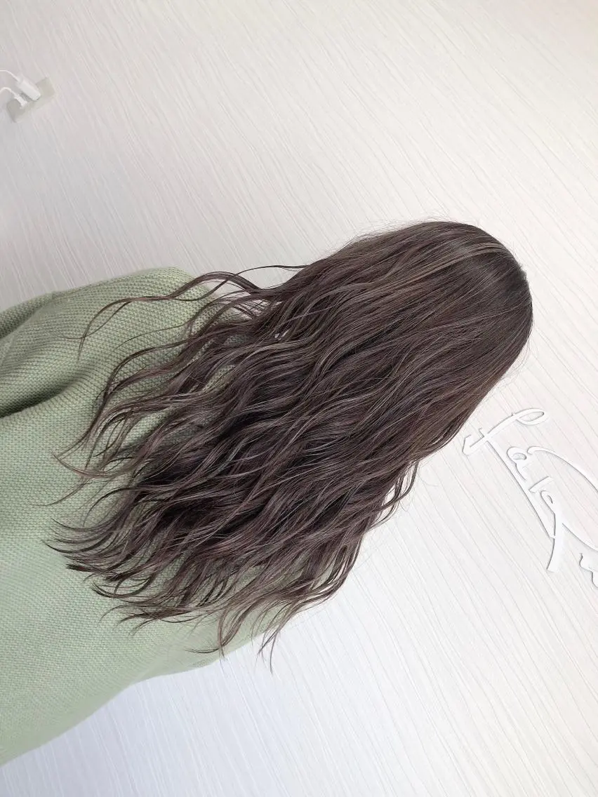 ロング カラー パーマ カット ヘアカラー LaRmE Ayumi.のヘアスタイル