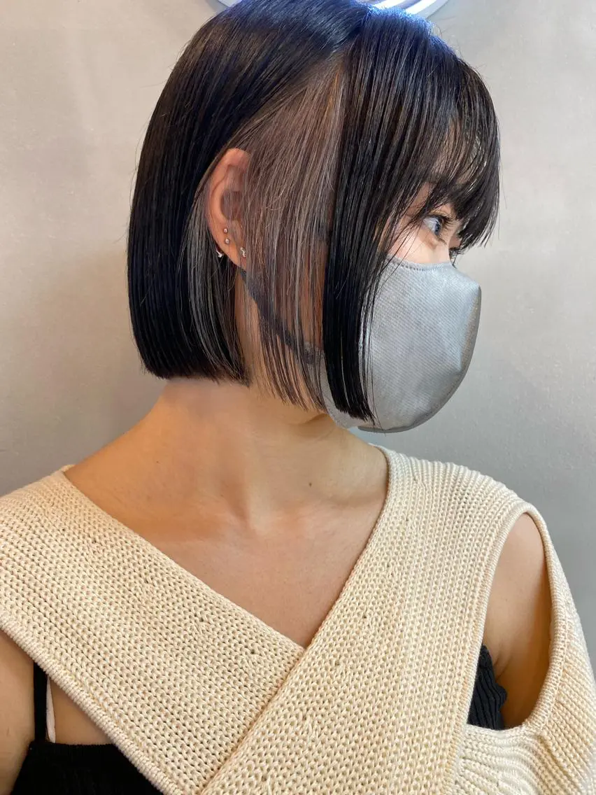 ショート カラー センターパート/ レイヤー/ayuのヘアスタイル