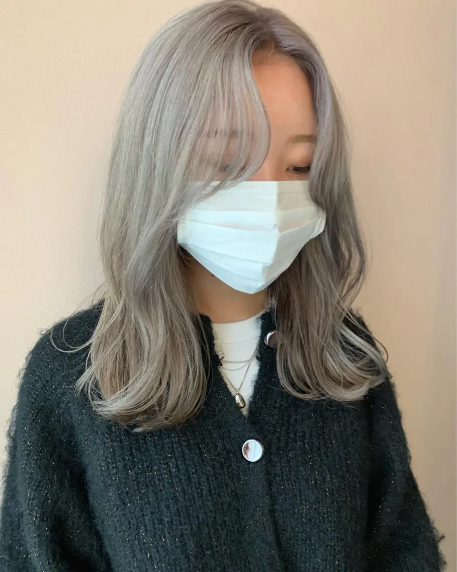 ロング カラー ブリーチ シルバー カット ヘアカラー トリートメント hubhair レイヤー/透明感のヘアスタイル