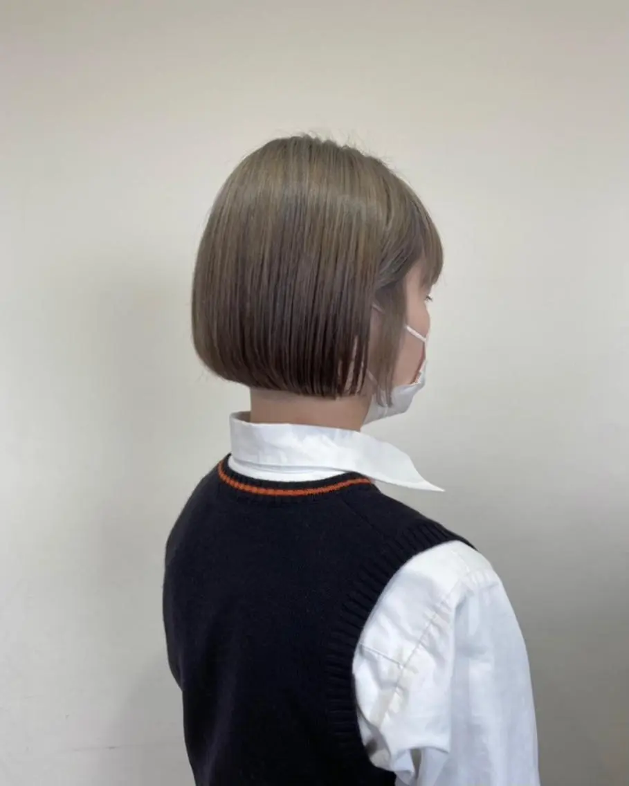 ミディアム ヘアカラー 梅山 美侑のヘアスタイル