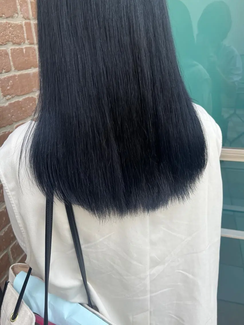 ミディアム カラー パーマ ヘアアレンジ メンズ キッズ ネイル マツエク・マツパ アイブロウ ミディアムパーマ メンズパーマ ブラウンカラー ケアカラー 透明感カラー 久木原 ゆりのヘアスタイル