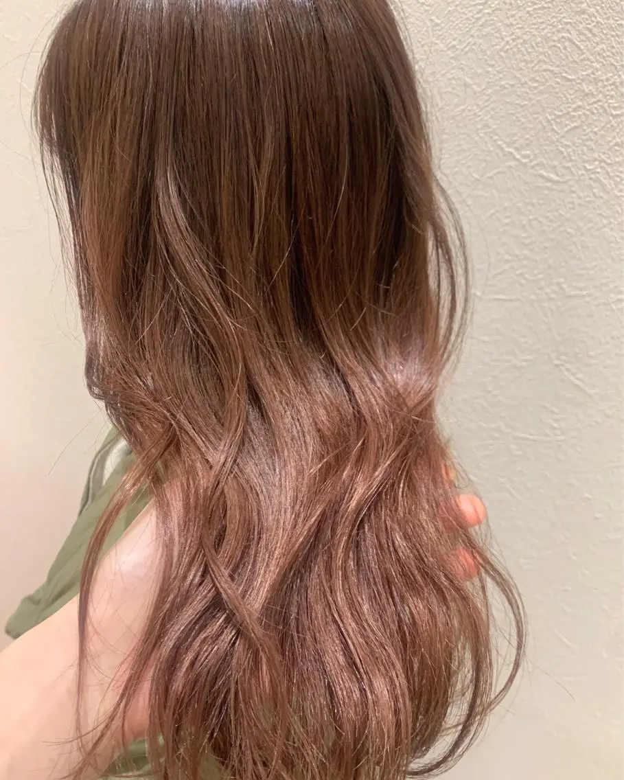 セミロング カラー ブラウンカラー ピンクカラー ピンクブラウン カット ヘアカラー トリートメント hubhair レイヤー/透明感のヘアスタイル
