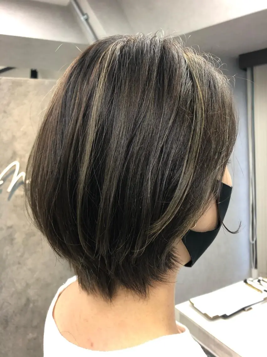 ショート アッシュ ハイライト Noyヨシモト ヒロトのヘアスタイル