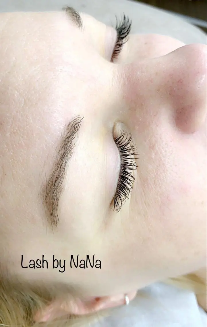 マツエク・マツパ フラットラッシュ ナチュラル khaki eyelashの眉毛・アイブロウイメージ