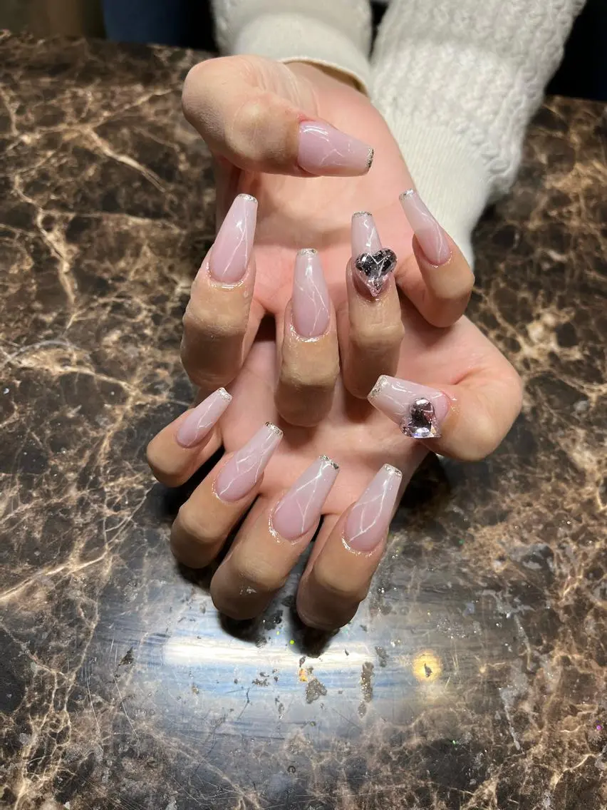 ネイル ハンドネイル IROHA Nail 矢掛萌子のネイルデザイン