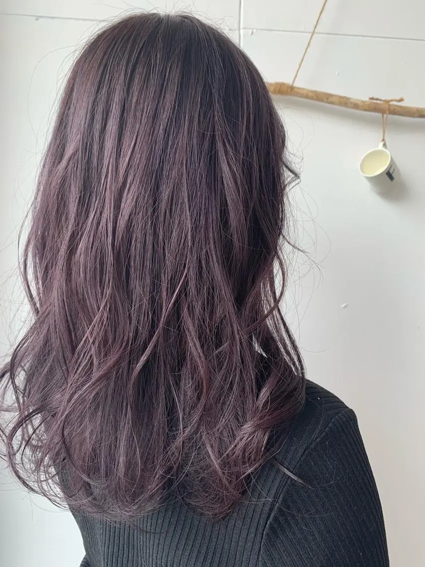 ミディアム カラー RINKA 琳茄のヘアスタイル