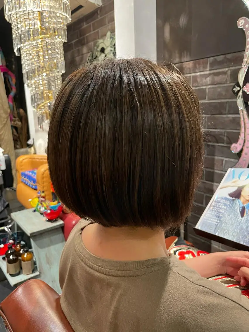 ショート ハイライト ヘアカラー 五十嵐 舞のヘアスタイル