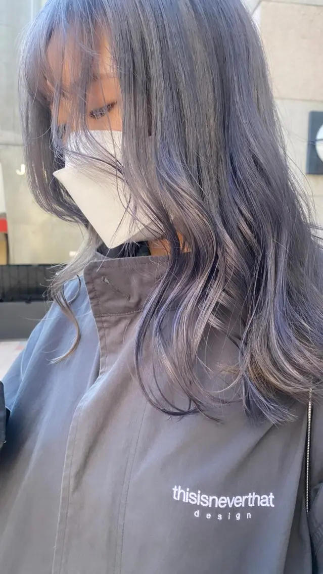 セミロング カラー タカノ ノゾミのヘアスタイル