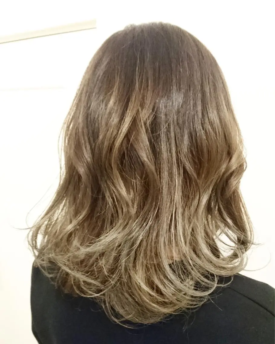 ミディアム カラー 櫛部洸貴/ 頭皮改善、髪質改善のヘアスタイル