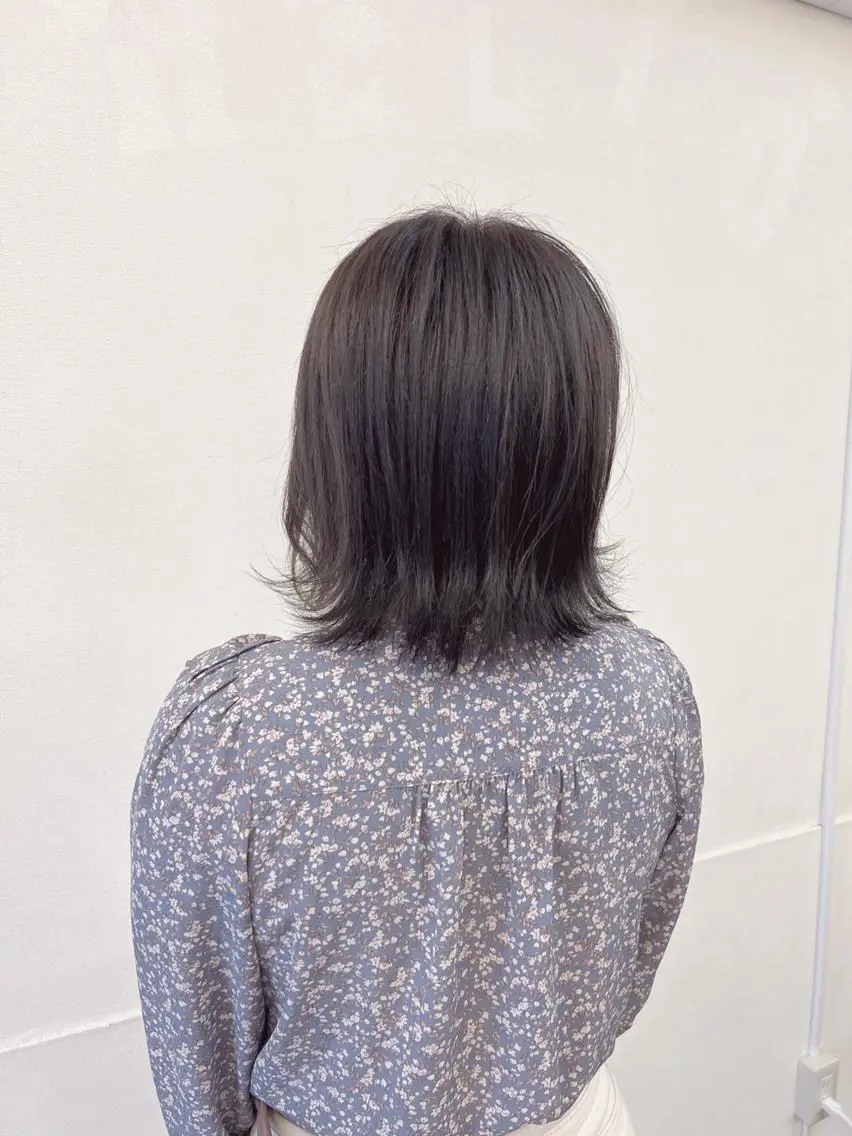 ミディアム ボブレイヤー ボブ 顔周りカット レイヤーカット 外ハネヘア インヘアー/美容院 /下伊福店/﨑山瑠依のヘアスタイル