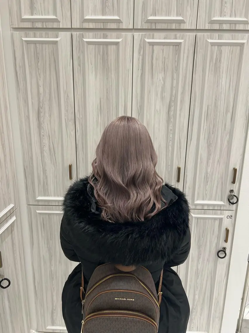 ロング カラー 梅田 カットモデル募集のヘアスタイル