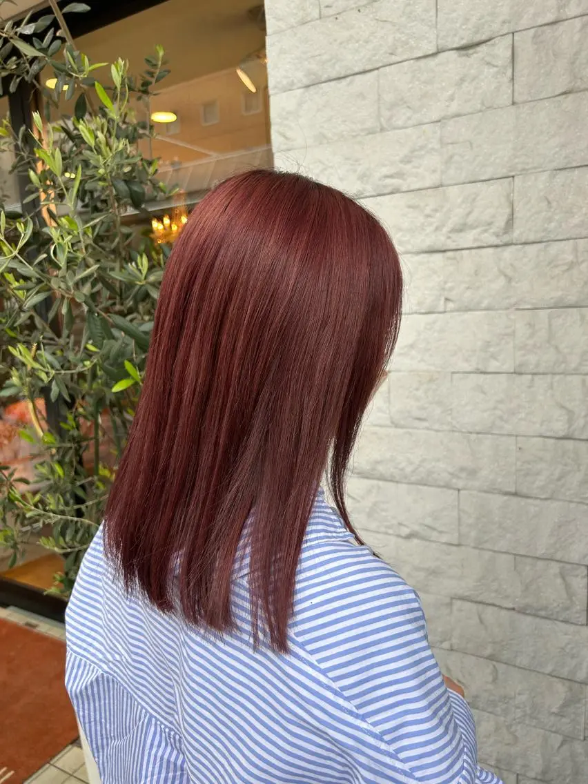 ミディアム カラー 川﨑 真歩のヘアスタイル