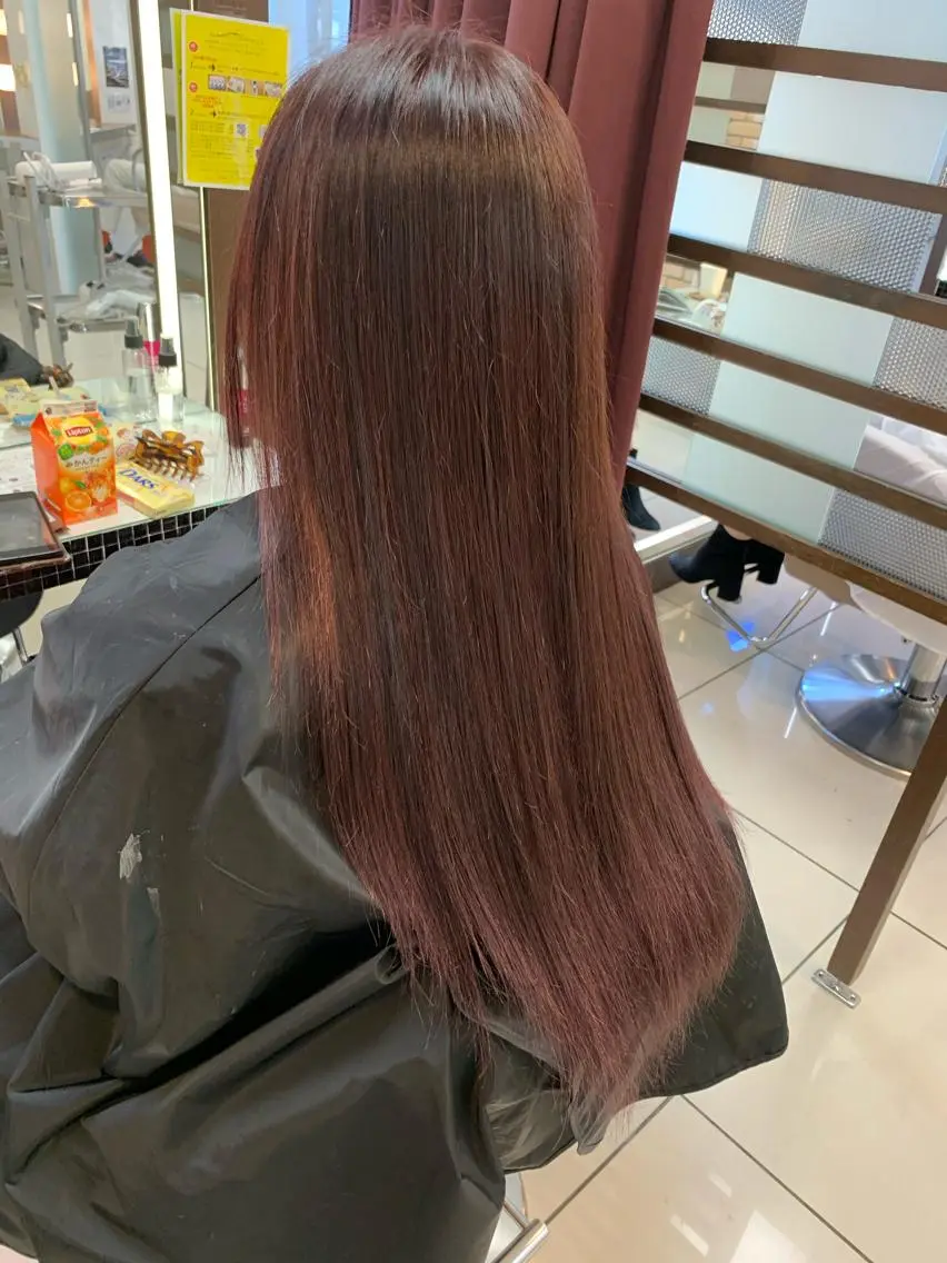 ロング カラー 羽エクステ🪽 🤍まき🤍のヘアスタイル