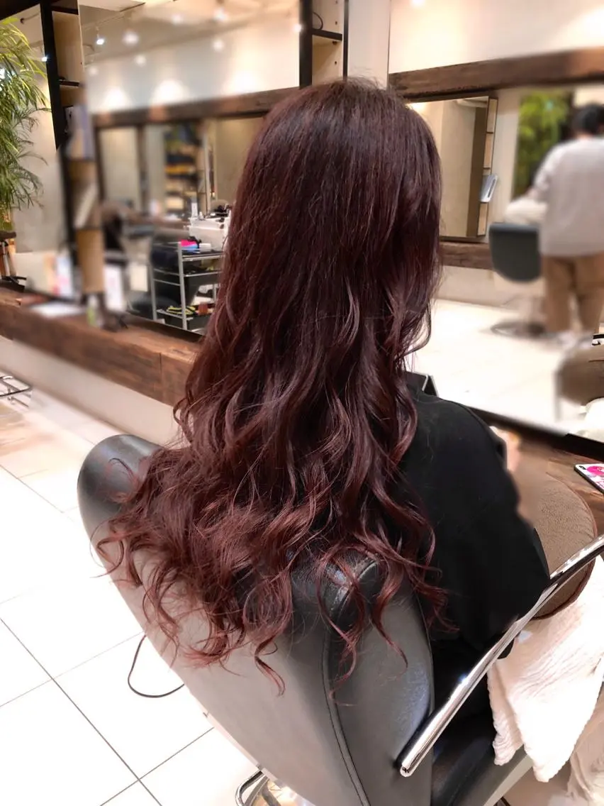 ロング 髪質改善 トリートメント 髪質改善個室サロン' 白髪ぼかし・縮毛矯正のヘアスタイル