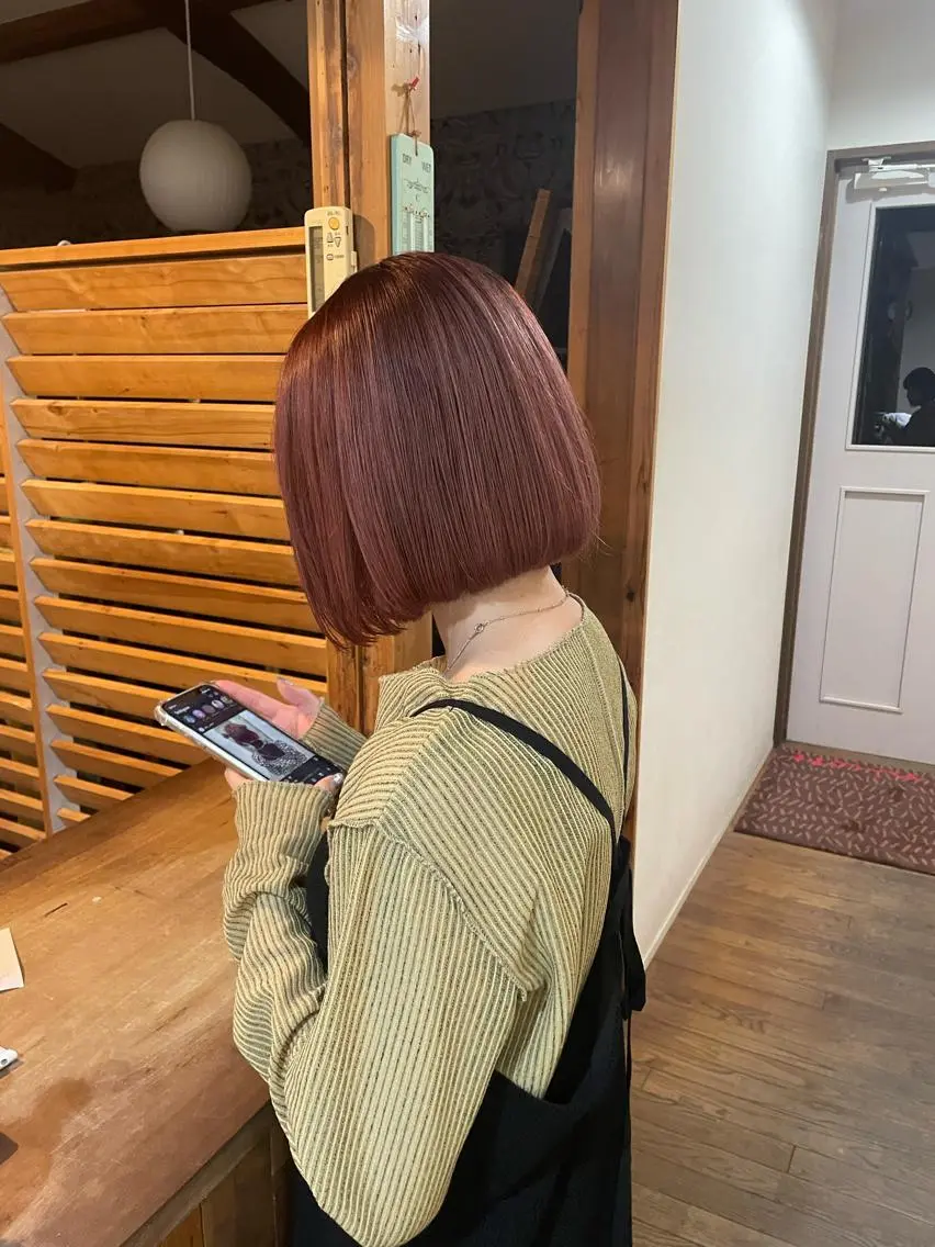 ショート カラー 塚本 悠里のヘアスタイル