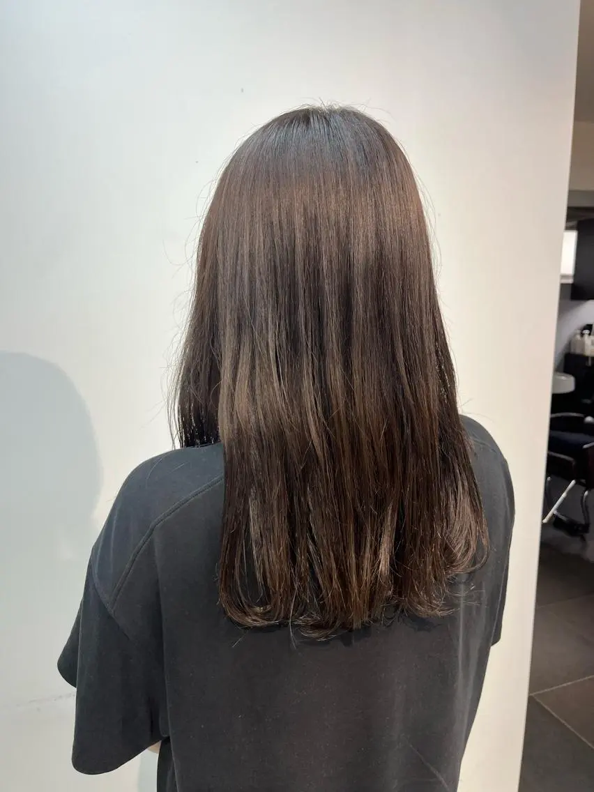 カラー ウルフ🦋顔まわり ❤︎ ͛めいのヘアスタイル