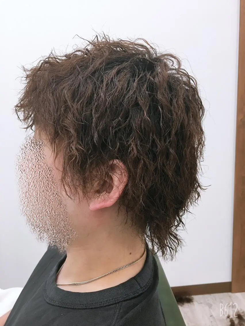 ショート パーマ メンズ カット パーマ トリートメント 長塚 翔也のヘアスタイル