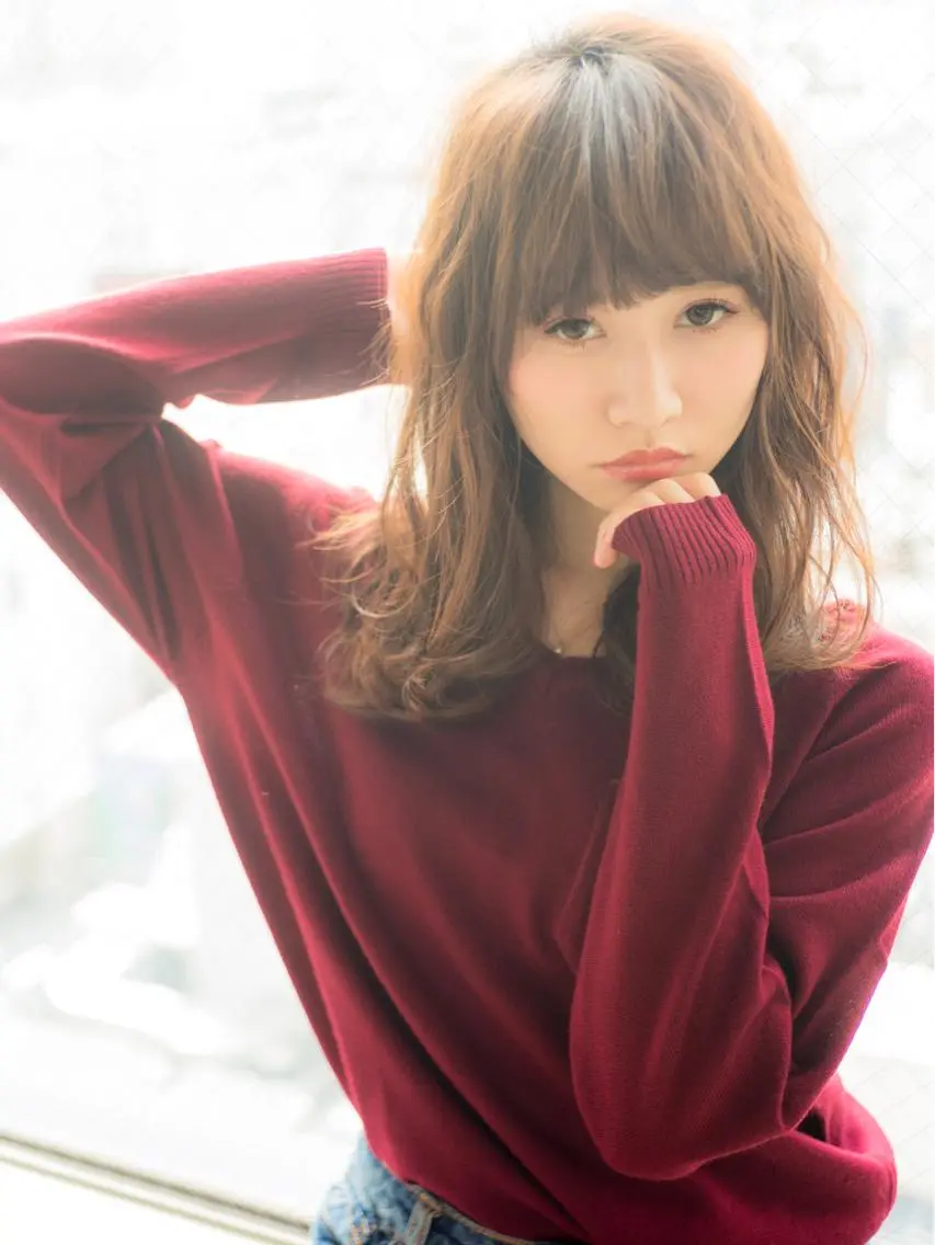 ミディアム おしゃれ染めで白髪を 染める/山口玲緒奈のヘアスタイル