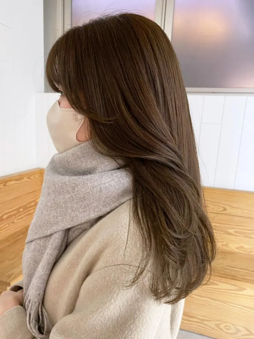 セミロング カラー ベージュカラー カット ヘアカラー トリートメント ITbyALBUM 下北沢店のヘアスタイル