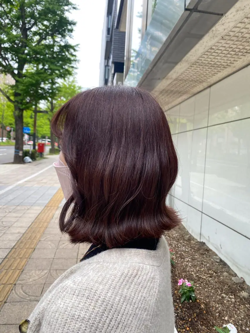 セミロング カラー 🎀きつない みゆ🎀のヘアスタイル