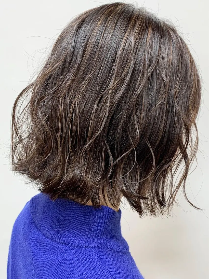 ミディアム レイヤー/艶髪カラー 森本くるみのヘアスタイル