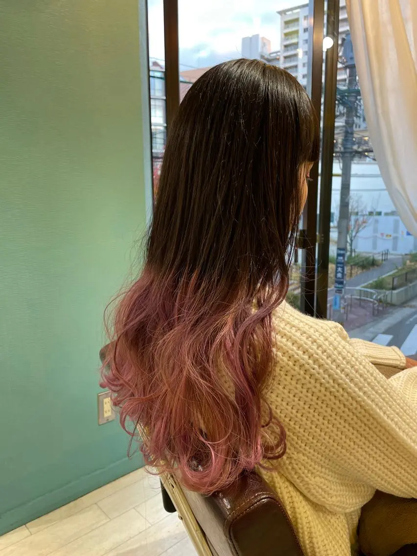 ロング カラー ピンクカラー ヘアカラー トリートメント 末石 智のヘアスタイル