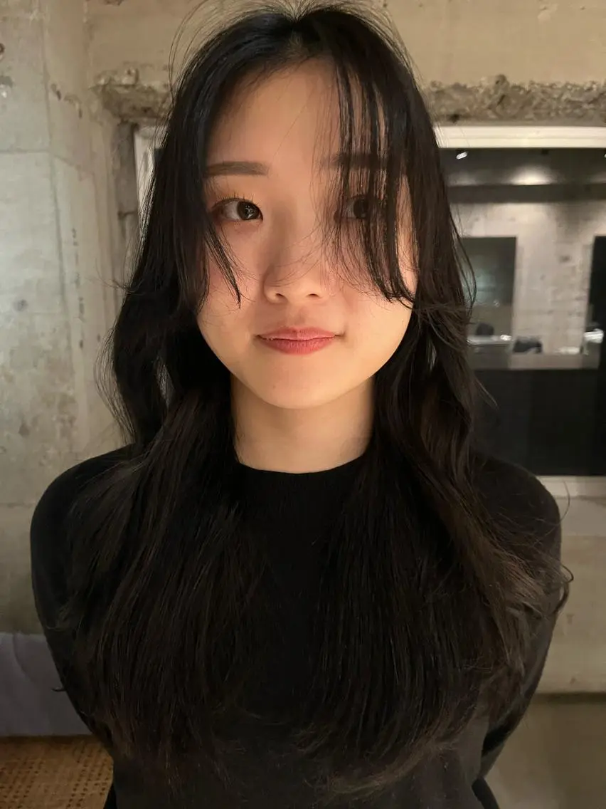 ロング 🦮shiori アイドルオタク🦮のヘアスタイル