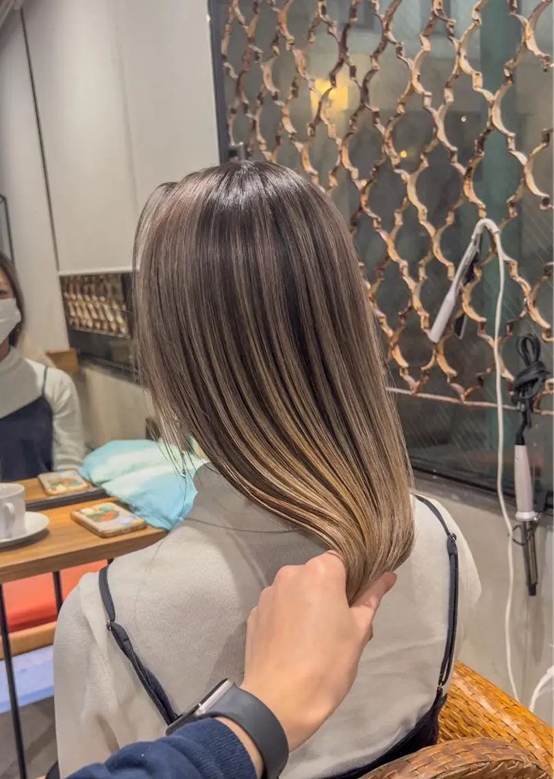 ミディアム カラー カット ヘアカラー トリートメント 海外デザイン🇺🇸 石渡諒太のヘアスタイル