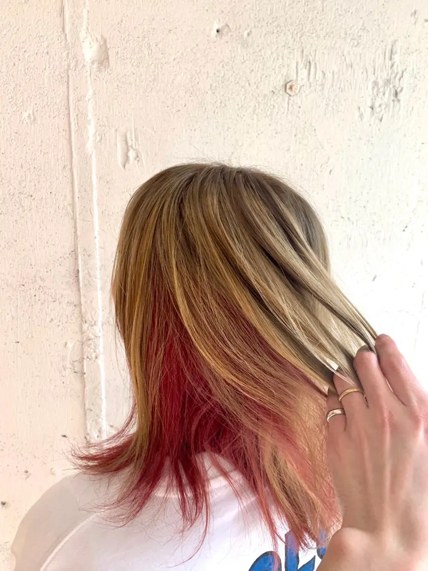 ミディアム カラー ベージュカラー インナーカラー ミルクティーベージュ ピンクカラー 外ハネヘア ヘアカラー トリートメント 💛丁寧さNo.🥇 🧸片山智裕💛のヘアスタイル